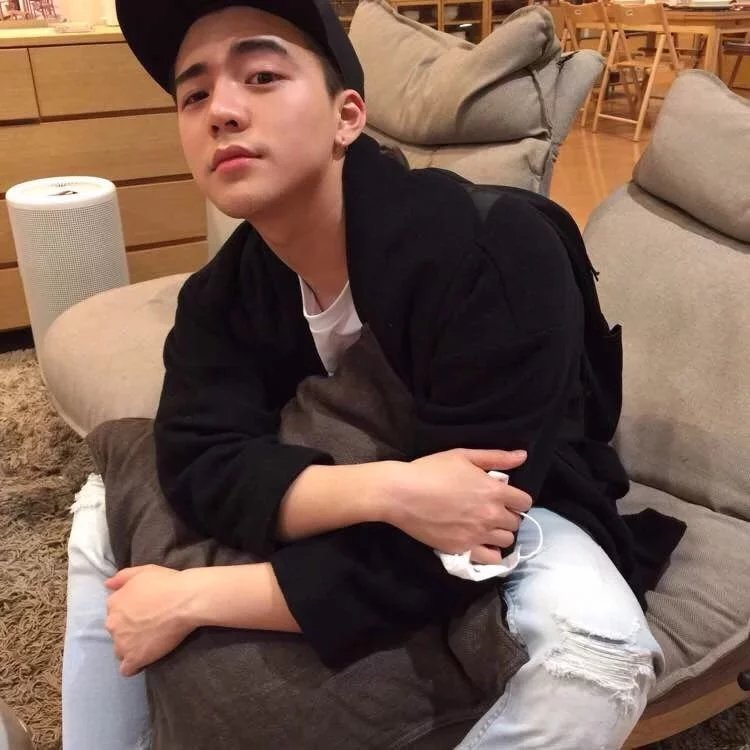 陆宏以馥