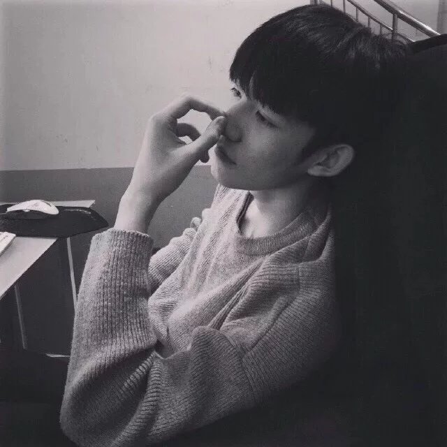鲍欣哲星