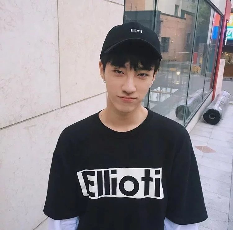 曹梦莺玉