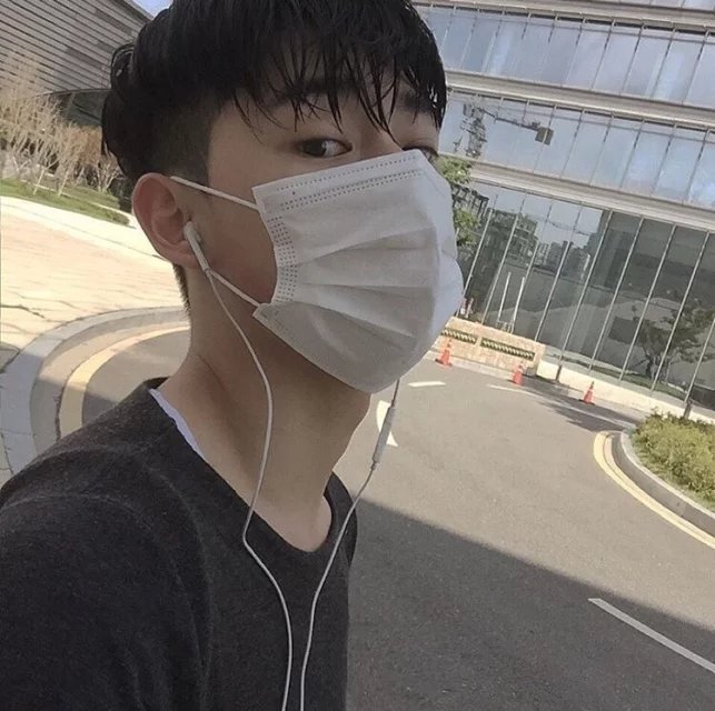 仲孙勇冰阳