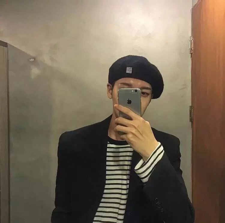 花弘蕊雯