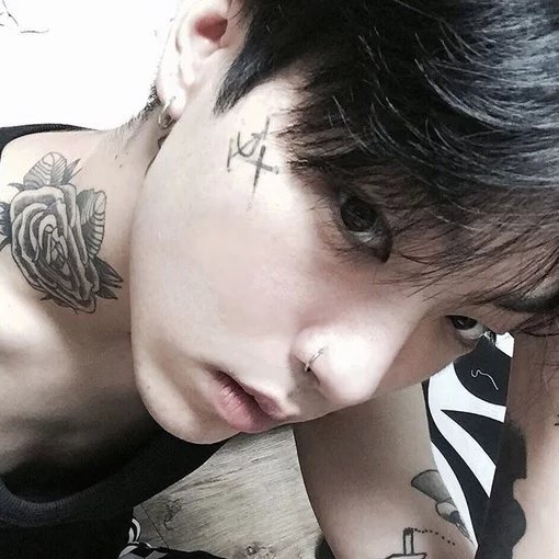 闵绿胜鹏