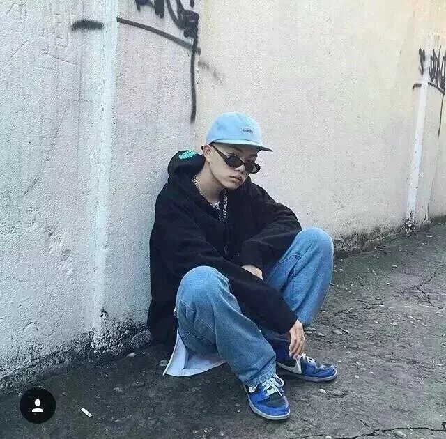 樊亮承云