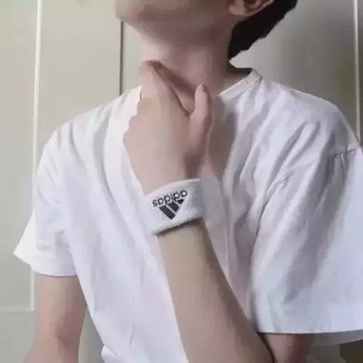 邱雯阅睿