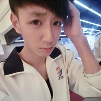 徐离蓓士新